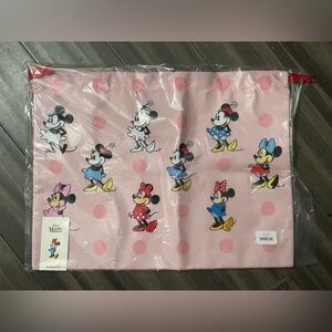 NWT - Harvey’s Disney Minnie Mouse Lots of Dots - Dust Bag